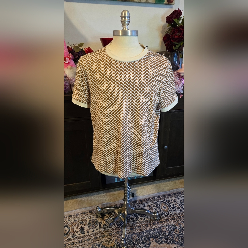 Chic Patterned Short Sleeve Top